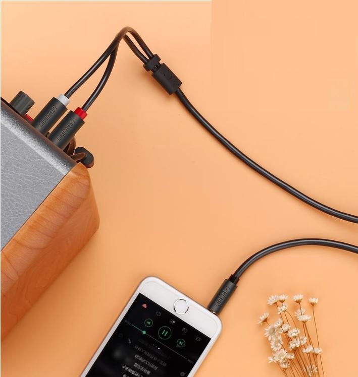 UGREEN AV116 kábel 3,5 mm-es Jack 2RCA-hoz (Cinch) 3 m (fekete)