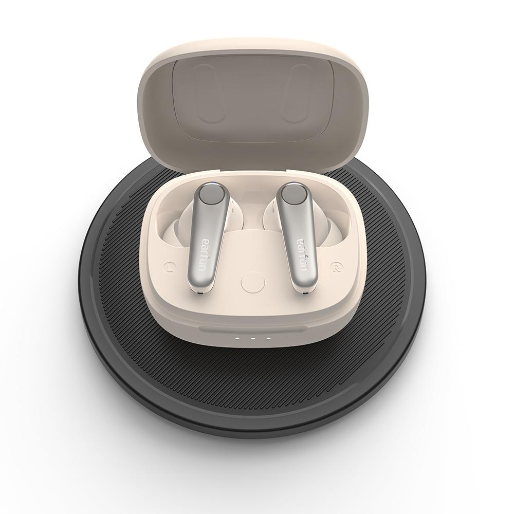 EarFun Air Pro 3 teljesen vezeték nélküli fülhallgató zajszűréssel, 6 beépített mikrofonnal - Fehér (TW500W)