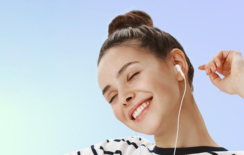 Vezetékes fülhallgató Edifier P180, USB-C (fehér)